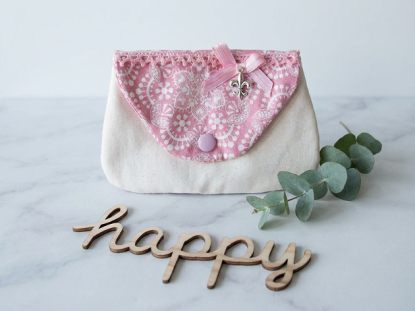 Täschchen aus Stoff - ITH-Stickdatei